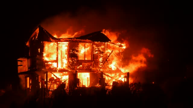 ತಾಯ್ನೆಲದಲ್ಲೇ ನಿರಾಶ್ರಿತರಾದ ಕಾಶ್ಮೀರಿ ಪಂಡಿತರ ಕಥೆ-ವ್ಯಥೆ!